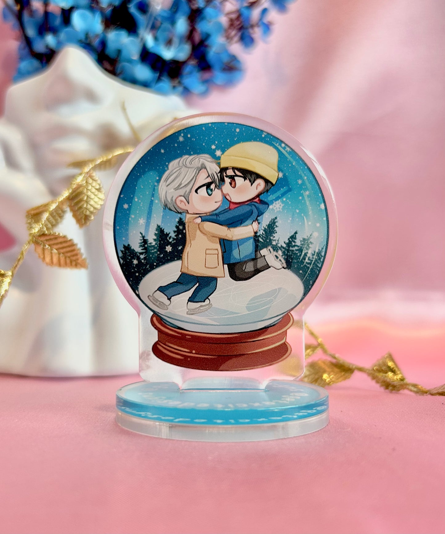 BL Ice Skaters Snow Globe Stand (Victuuri)